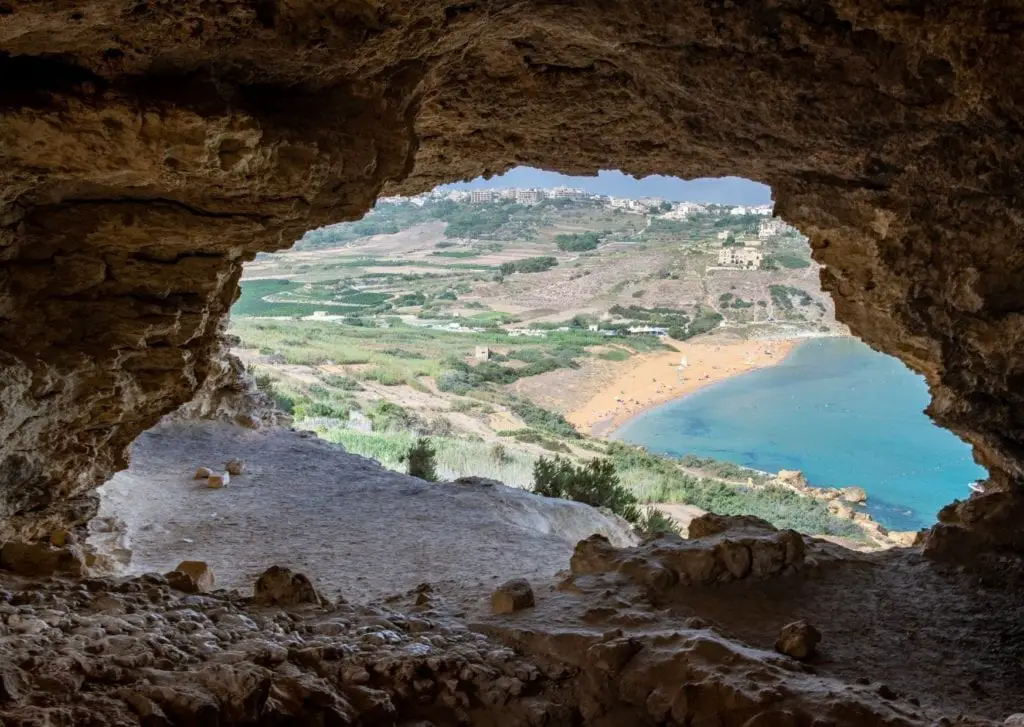 Malta 3 days - view through the Azure window